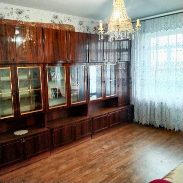 Сдаю в аренду хорошую 1 к.квартиру на Намыве, ул Лазурная - фото 1