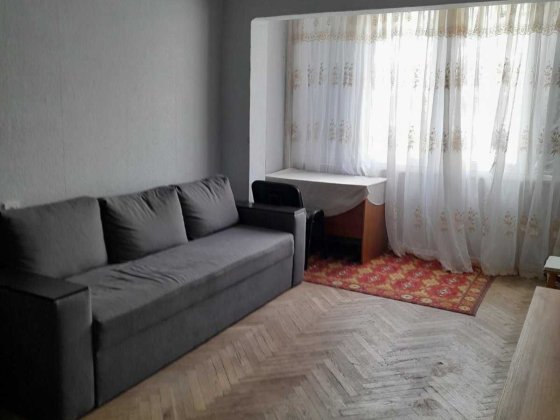 Пропонується світла та затишна 2-х кімнатна  квартира  на Татарці. Київ