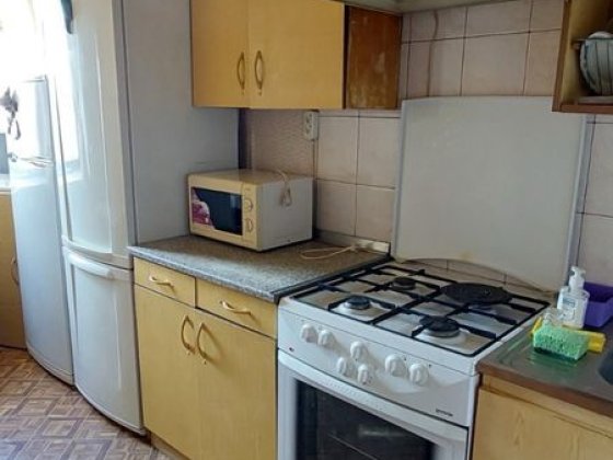 Сдам 1 ком квартиру Метро Дворец Спорта . 9/9