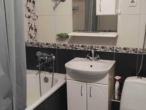 Здам 1 кімн.кв-ру , Печерськ , Гусовського 2, (15000грн) : Київ