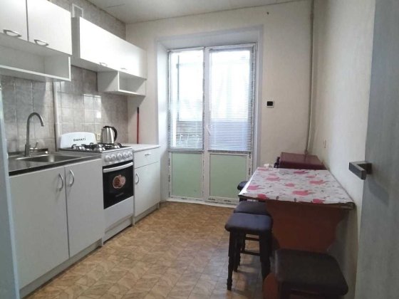 Здам 4кім.квартиру на 12 кварталі Днепр