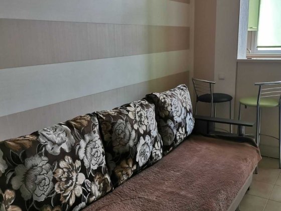 Сдам 1 комнатную студию  Воробьевы горы БЕЗ КОМИССИИ метро Ак Павлова