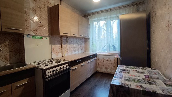 Снимите трёхкомнатную квартиру на Березинке/Клочко - фото 1
