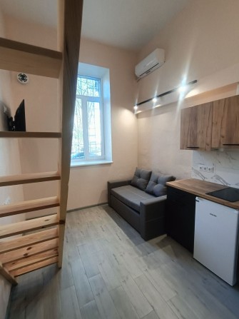 Сдам двухуровневую квартиру на 12 квартале - фото 1