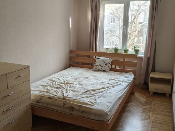 Сдам 3ком Ген.Петрова 23/1 - Космонавтов/ Парк Горького