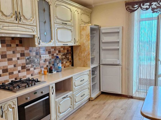 Оренда 2 кімнатної квартири в новобудові Зубра