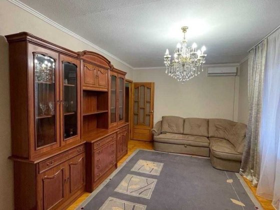 Сдам  3-х комнатную кв. ул. Героев Крут( Фурманова)