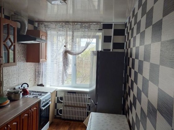 Сдам 2к квартиру на ж/м Парус