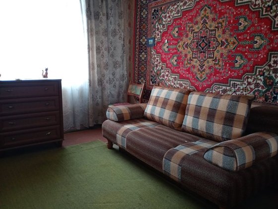 Сдам 3 к квартиру на ж/м Красный камень,Коммунар, Парус.