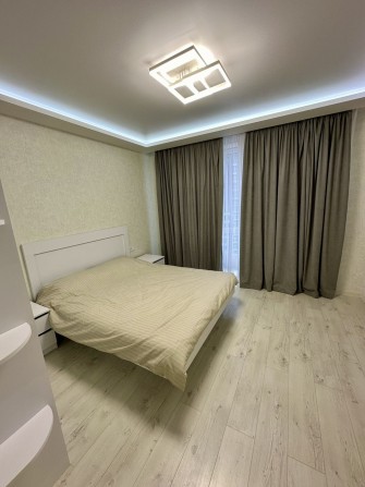 Сдам большую 1 к.кв.Черемушки,Скай-Сити,Варненская - фото 1