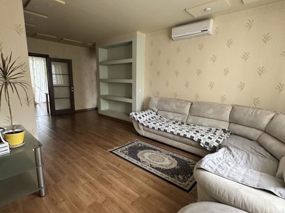 3 квартира Салтовка, м. Студенческая, гвардейцев широнинцев 49в