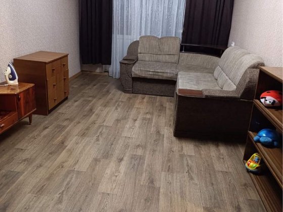 Сдам двух ком квартиру по ул. Героев Обороны