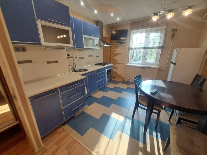 Сдам 3 ком. Ак. Королева 65/ Вильямса - фото 1