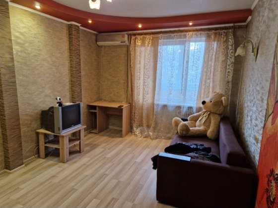 Сдам 1-к кв м."Салтовская"