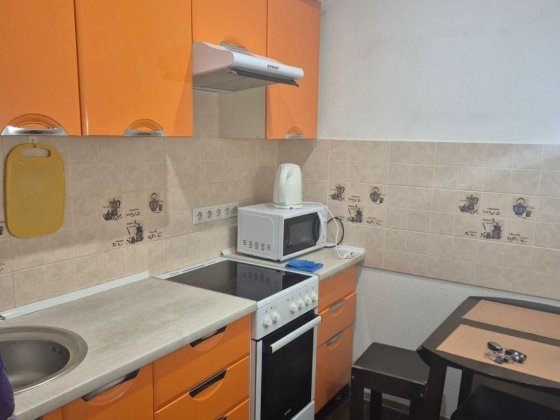 Сдам 2.к.кв Алексеевка можно военным и ребенком