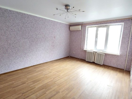 Аренда  3 комн.ул.Королева р-к Южный /БЕЗ МЕБЕЛИ.. Одеса