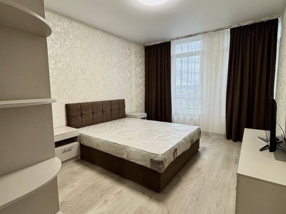 Оренда світлої 1 кімнатної квартири ЖК Topolis вул Гетьмана Мазепи
