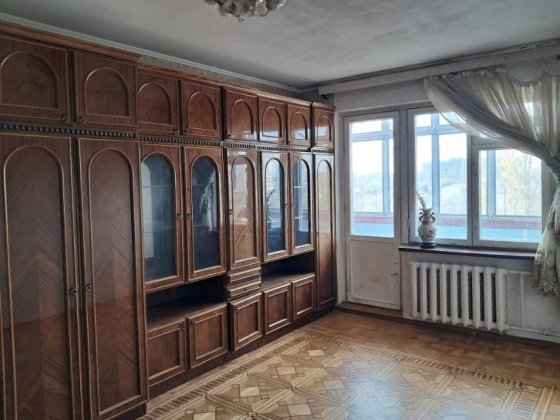 Сдам 2х комн розд кв Бреуса 7000гр