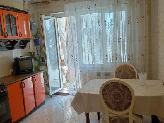 Сдам 2 комн газ Тополева /Королева 9500
