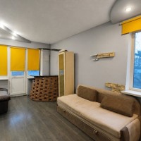 Продаж 3 кімнатної квартири  вул Борщагівська ,8  метро Політехнічний Інститут Киев