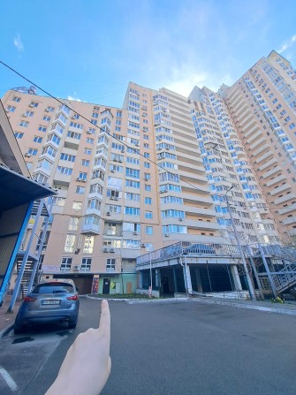 Здам комерційне приміщення в ЖК "Ольжин град" на 1 поверсі - фото 1