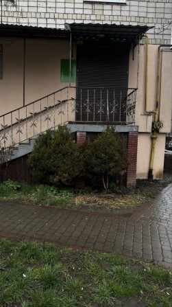 ПРОДАЖ  нежитлового приміщення  (вул. Грушевського) 78m2 - фото 1