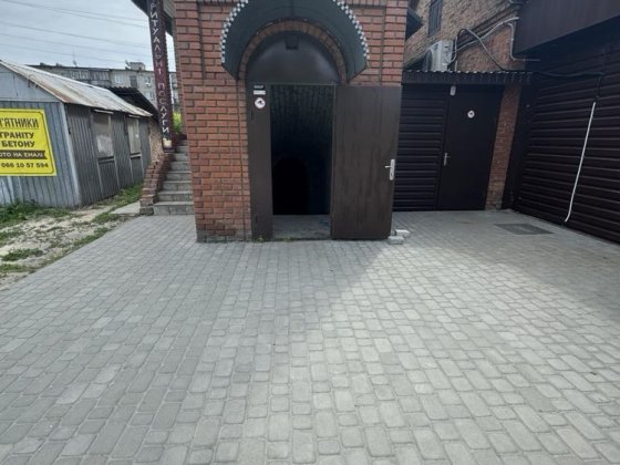 Оренда приміщення Змиев