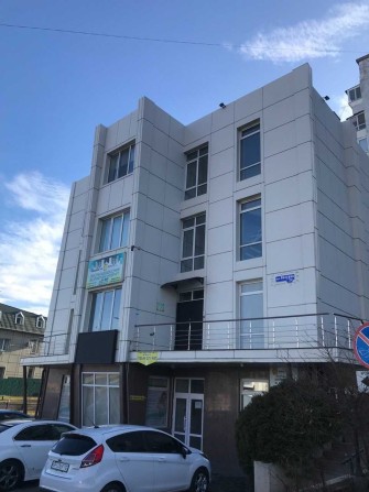 Аренда офиса 45 м кв Черноморск Центр - фото 1