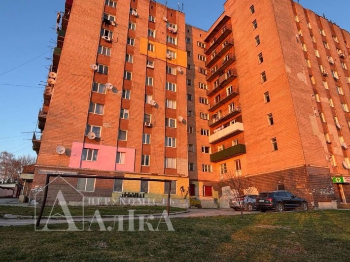 Оренда просторого приміщення під ваш бізнес! - фото 1