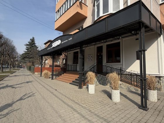 Здамо в оренду приміщення біля гімназіі 90 квм Коломия