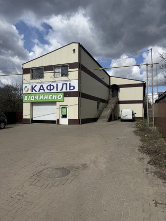 ОРЕНДА КОМЕРЦІЙНОГО ПРИМІЩЕННЯ В ЦЕНТРІ КОНОТОПА | 400 м² | ВИСОКИЙ ТРАФІК - фото 1