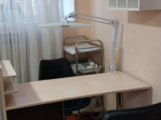 Сдаёться рабочее место для мастера маникюра Краматорск