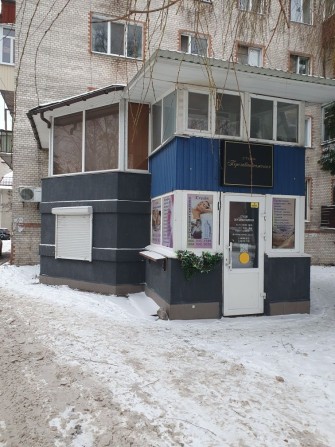Оренда приміщення в центрі міста Славута,вул.Соборності 10 - фото 1