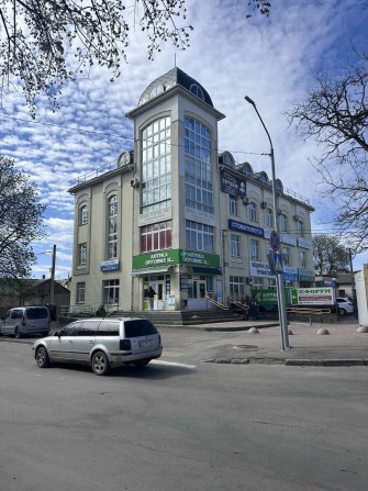 Здається напівпідвальне приміщення | р-н автовокзалу - фото 1
