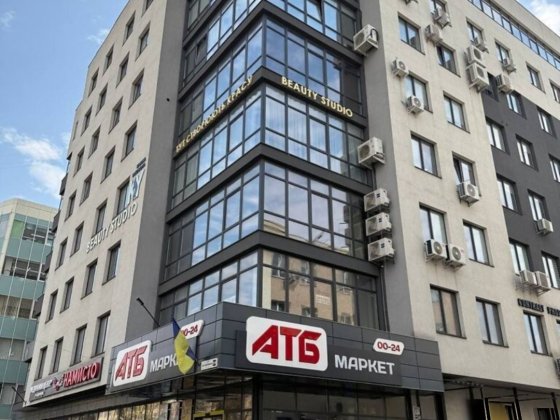 Приміщення в БЦ на Зарічанській Хмельницький