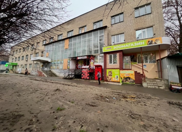 Сдам помещения от 10 до 200 кв.м  в аренду Чугуев Харьковская 118 - фото 1