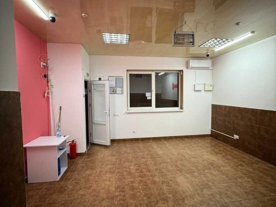Здам в оренду приміщення в центрі міста Шептицький