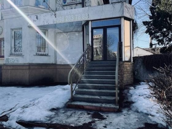 Оренда ФАСАДНОГО присіщення . Центр. Хмельницкий
