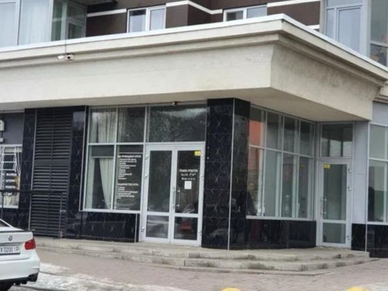 Чудове фасадне приміщення під торгівлю або офіс в ОРЕНДУ Хмельницький