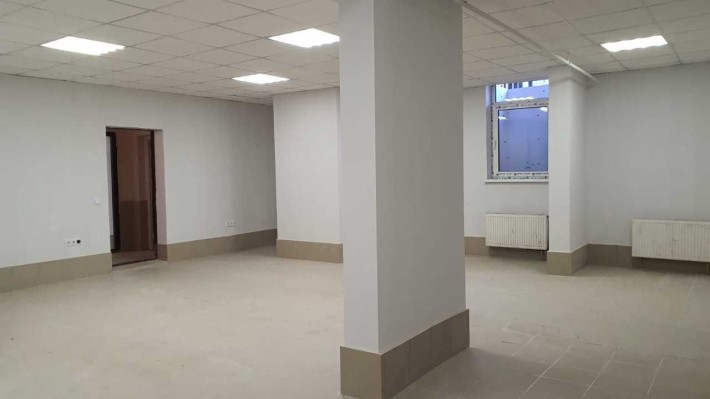Оренда приміщення 400м.кв, Бровари вул Симоненка 2 - фото 1