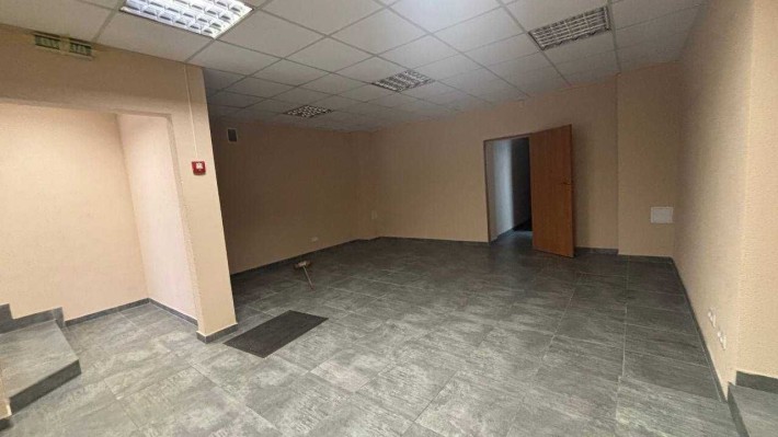 Оренда комерційного приміщення 120 м² у ЖК «Новатор», Буча - фото 1