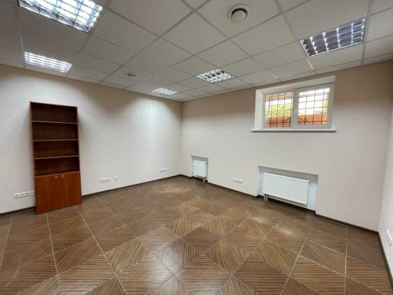 Оренда офісного приміщення 25.4 м2 м. Вишневе ЖК Піонерський Квартал Вишневе