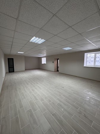 Оренда приміщення! ВЛАСНИЙ вхід, НОВИЙ ремонт! - фото 1
