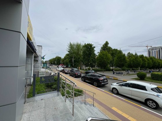 Оренда великого комерційного приміщення в центрі Бучі Буча