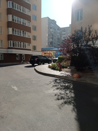 Окреме приміщення ЖК Квартал Авіа 30м.кв. вихід до АТБ - фото 1