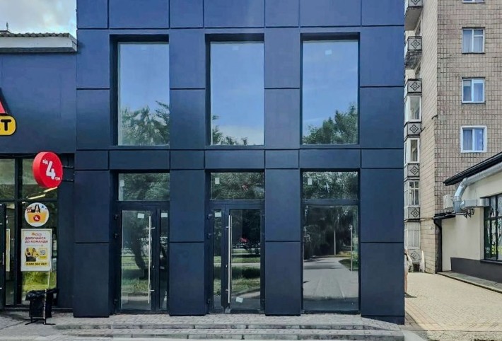 Здам в оренду фасадне приміщення перша лінія  187 м2 навпроти ВЕЛЕСу - фото 1
