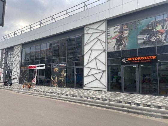 Фасад 130 м на другому поверсі по вул Киівській. Вишневе