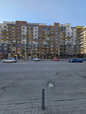 Здається в оренду комерція коло ТРЦ Veles  Mall - фото 1