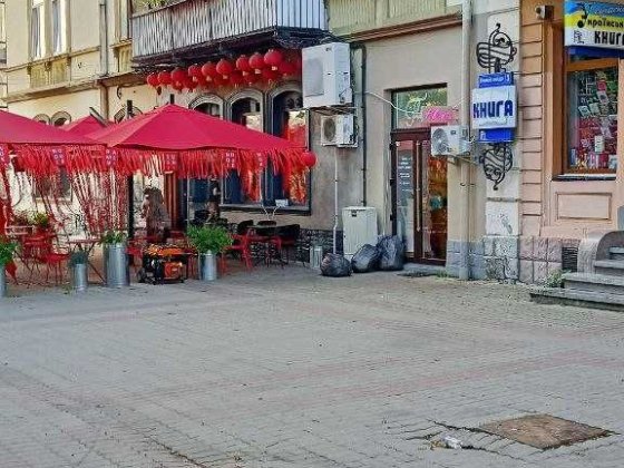 Здається в оренду комерц. прим. Стометрівка-фонтан. Центр. Івано-Франківськ
