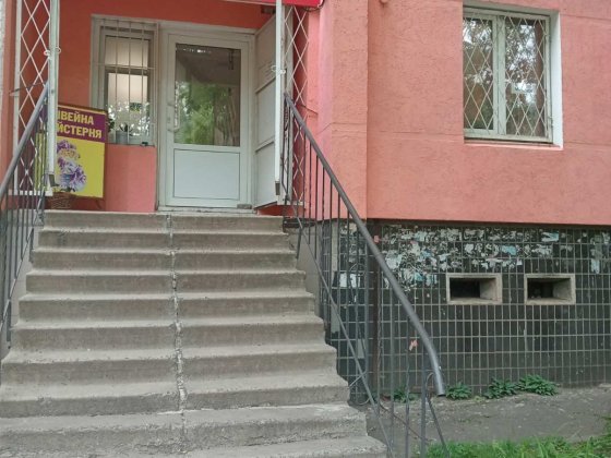Аренда рабочего места в парикмахерской Восточный 2-3, работает 25 лет Кривий Ріг